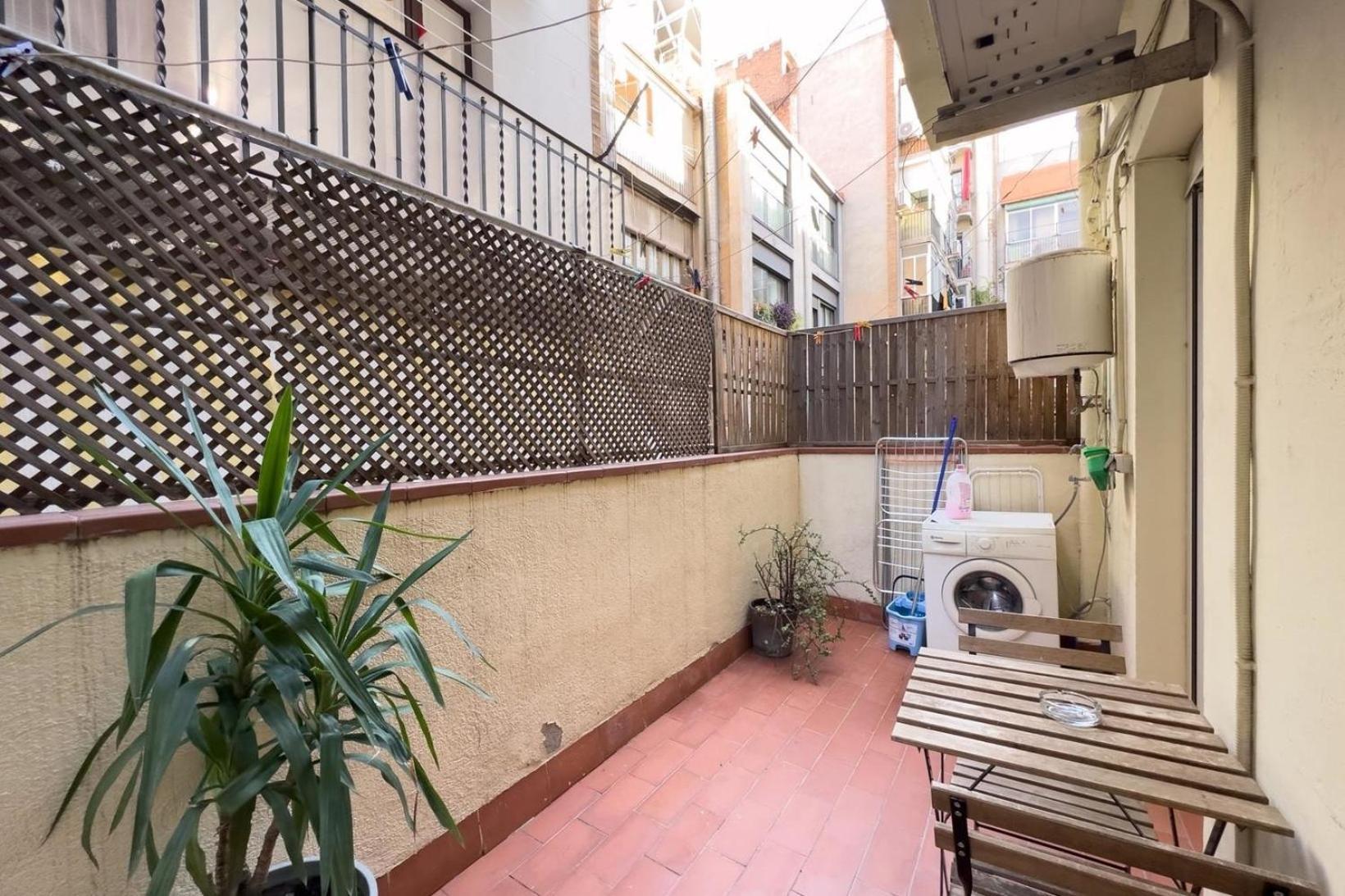 Appartement Fuer 3 Personen Ca 38 Qm In Barcelona-gracia, Costa Brava Costa Del Maresme Barcelone